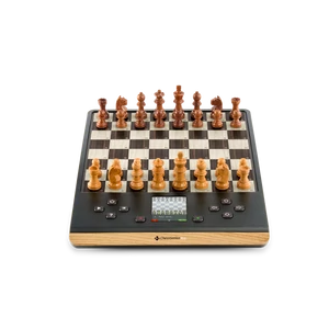 MILLENNIUM Chess Genius Pro Wood Edition sakkgép