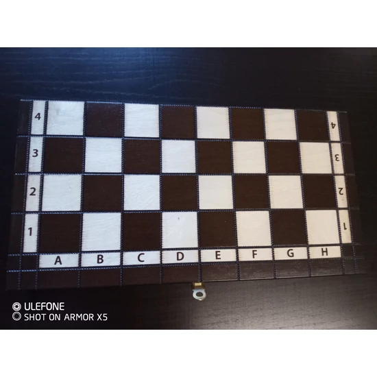 Pearl CHE004/112 sakk-készlet: sakktábla és figurák