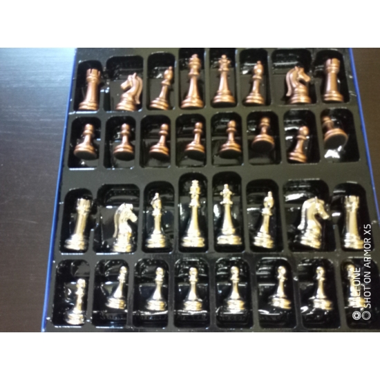 Staunton fém sakk figura készlet